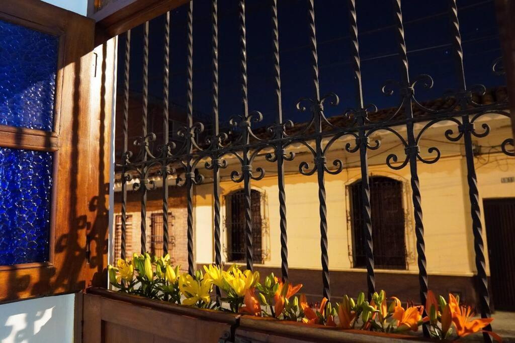 Nueva En San Antonio Cali, La Casa De Tona Villa Esterno foto